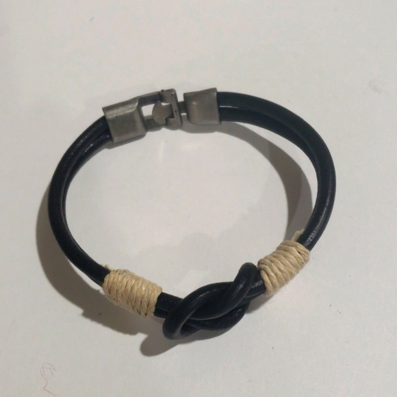 Black Leather Knot Bracelet with Beige Wrap – Adjustable Unisex Boho  Wristwear - Picture 5 of 9